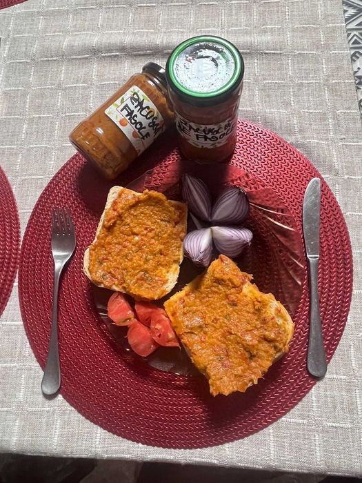 Zacusca de casa de fasole