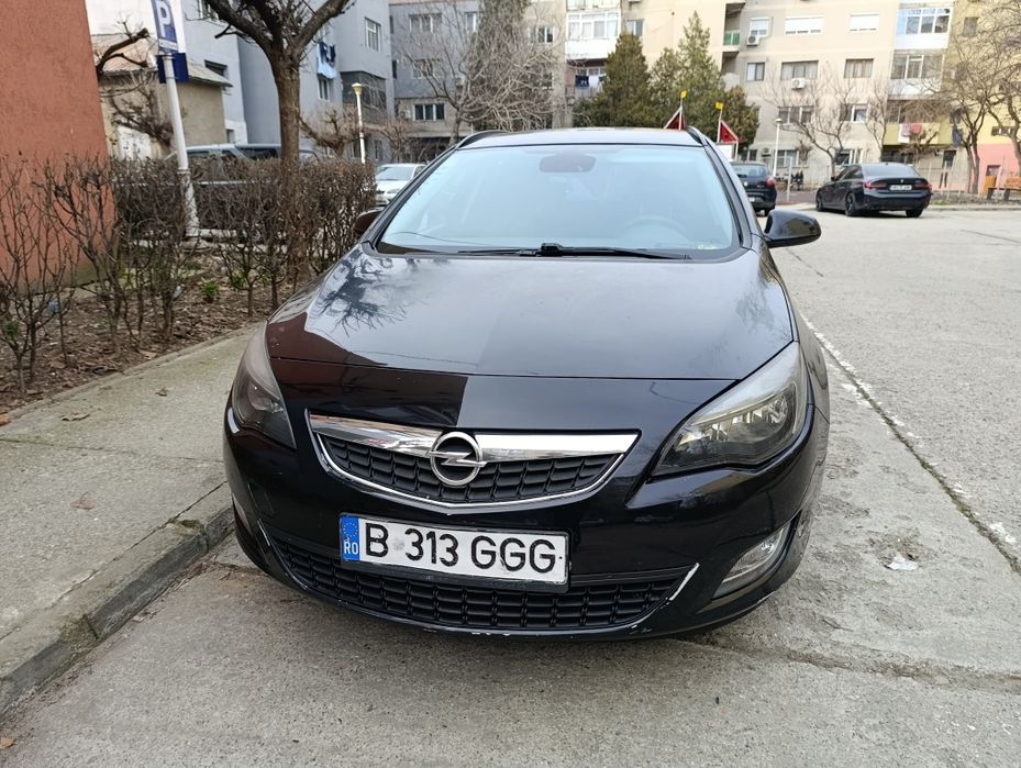 OPEL Astra 2011 — imagine 2