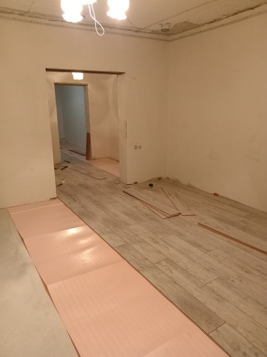 Укладка ламината.