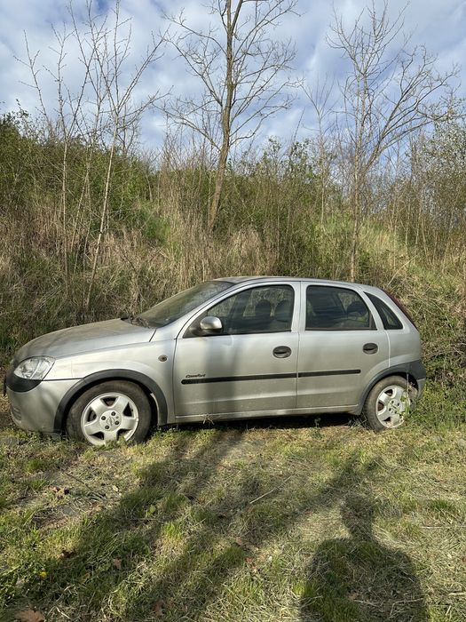 Vand opel corsa c - doar dezmembrari sau piese