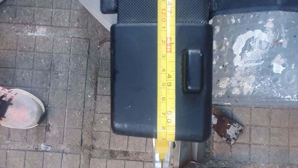 Щора за багажник на AUDI A4