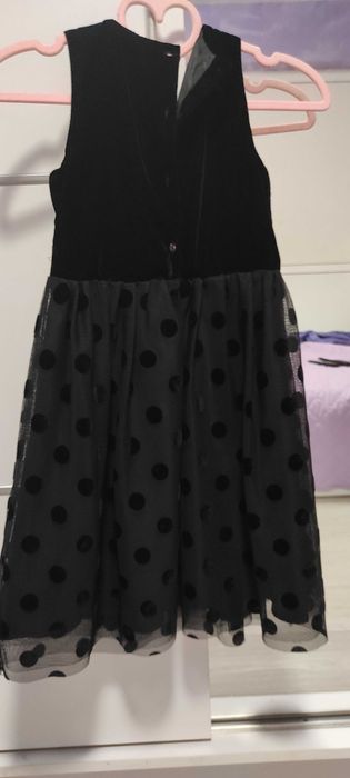 Продавам Черни Детски Рокли