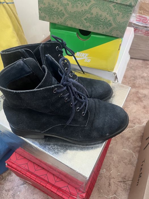 Женские кроссовки бу продам