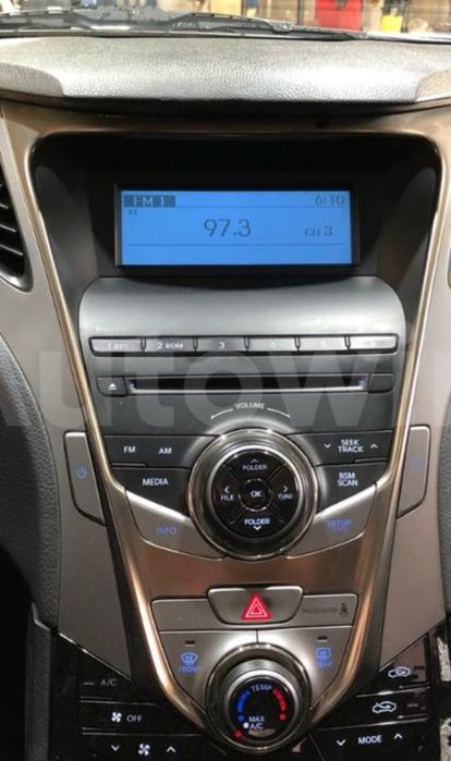 Магнитола от Hyundai Grandeur Azera в полном комплекте с рамкой