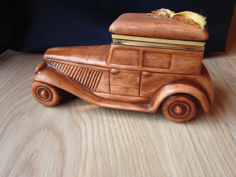 cadou rar Cutie Secreta masina Rolls Royce teracota Italia'70