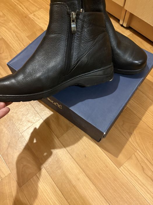 Женские ботинки Caprice