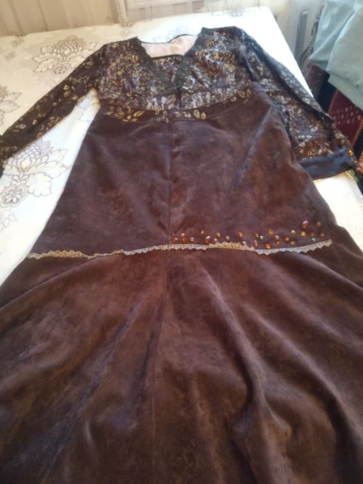 Женский костюм четвёрка