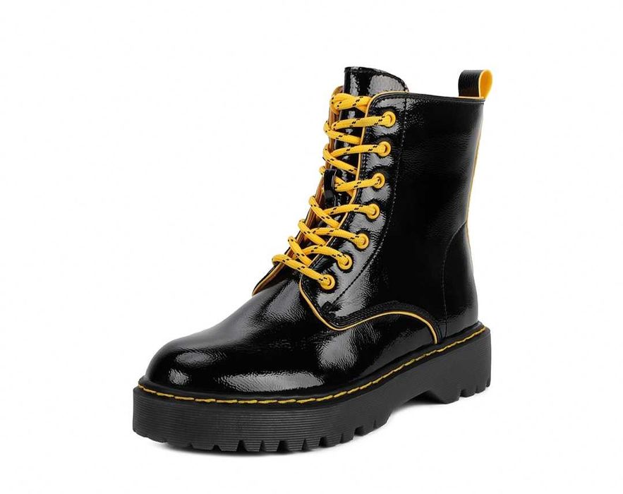 Новая димесезонная ботинка