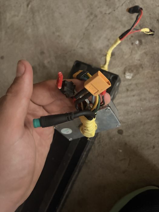 Vand piese trotineta electrica
