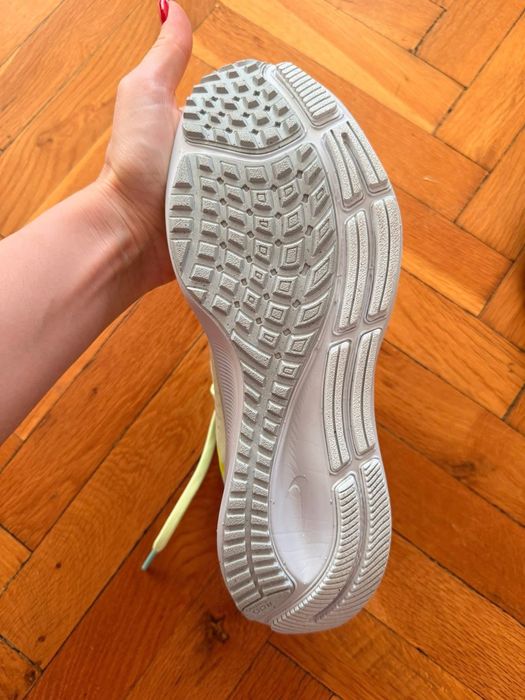 Маратонки Nike AIR ZOOM