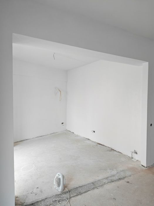 Meseriaș Gresie, Faianța.