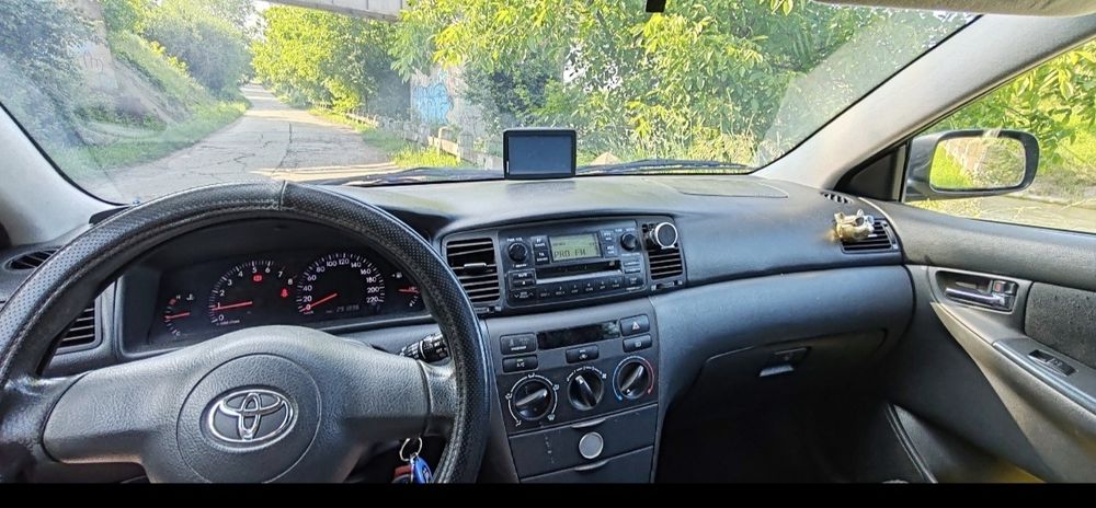 TOYOTA Corolla 2005 — imagine 2