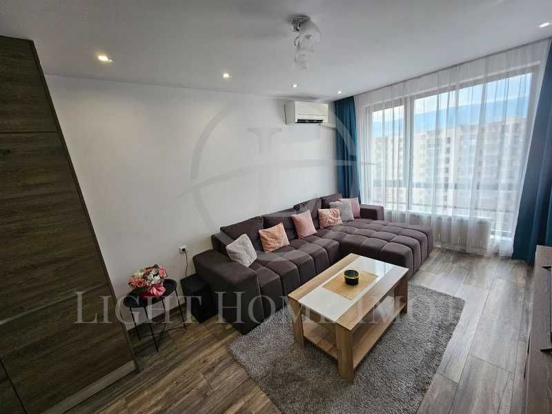 Продава се Тристаен апартамент в Пловдив, Кючук Париж - 94 кв.м за 2128 €/кв.м - Снимка #2