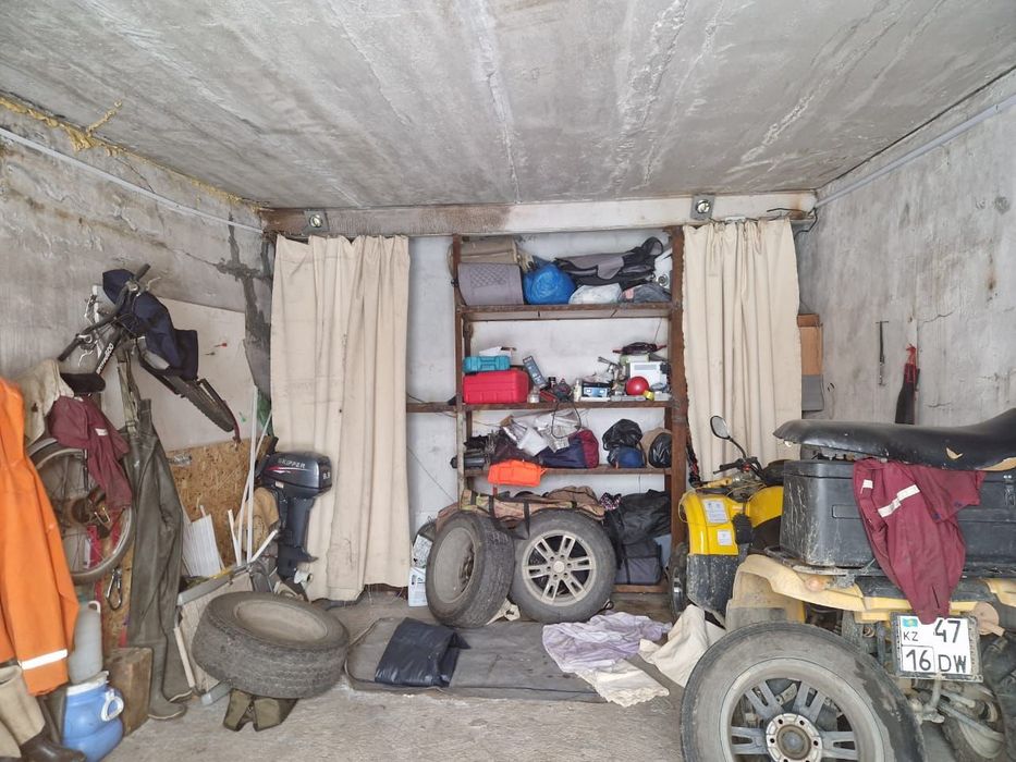 Продам гараж,в районе Орджоникидзе