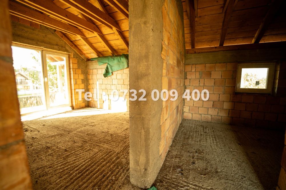 Casa la roșu P+M 219mp + Anexa , Teren 475 mp , Deschidere 40 m, Brașov , Comuna Halchiu