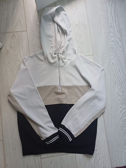 Блуза за момиче.