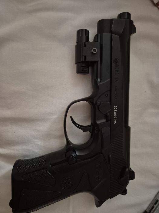 Pistol Beretta umarex airsoft standard fara upgrade