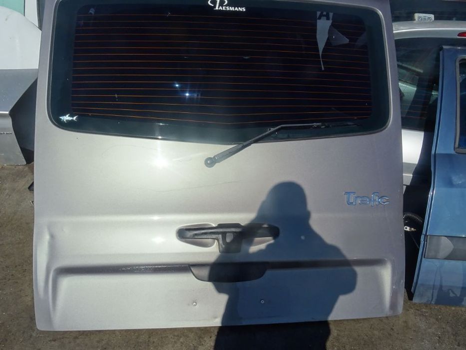Vand Haion Complet Renault Trafic din 2010 volan pe stanga fara rugina fara lovituri