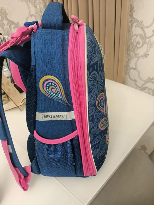 Продам школьный рюкзак