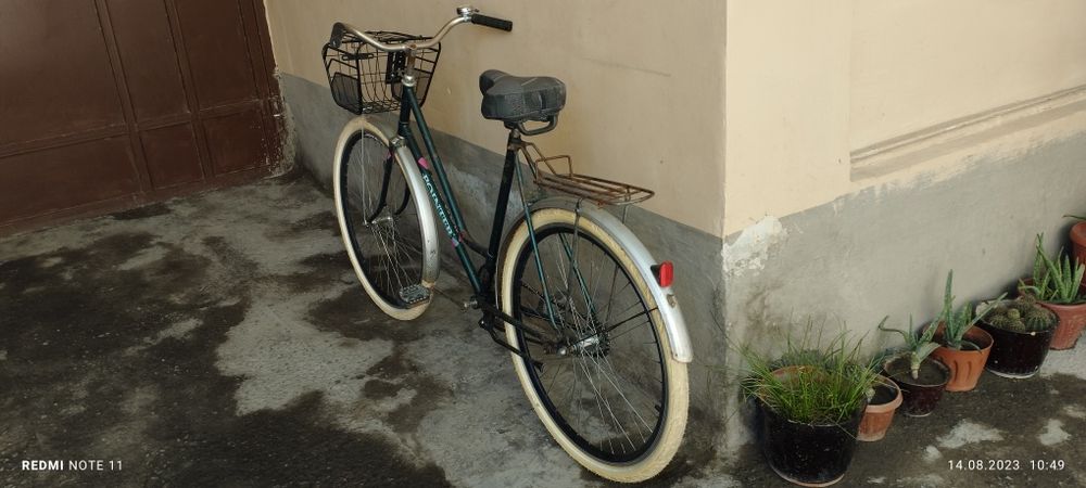 Velosipet xolati o'rta balonlari yangi yuriwyengil germa