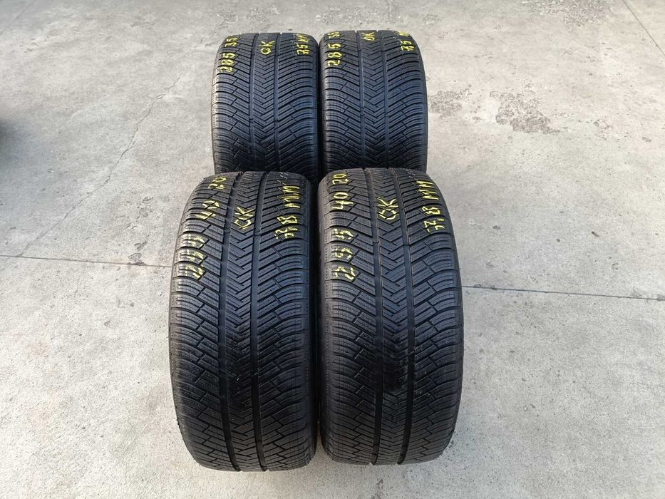 Set 4 anvelope iarna 255 40 20 si 285 35 20 michelin pilot alpin PA4