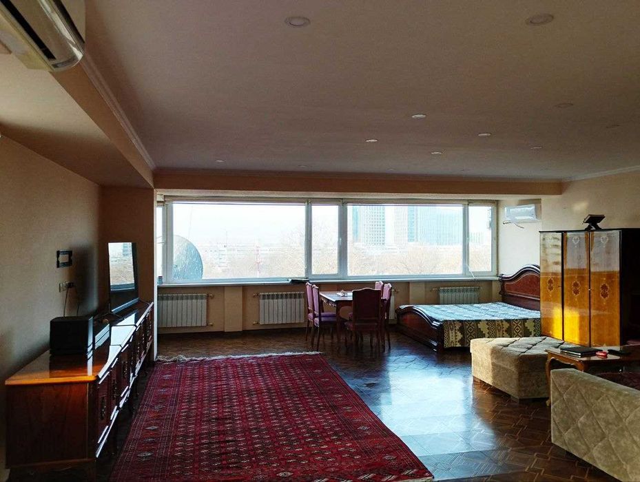 Студия  в центре - предложение от владельца  звоните !!!