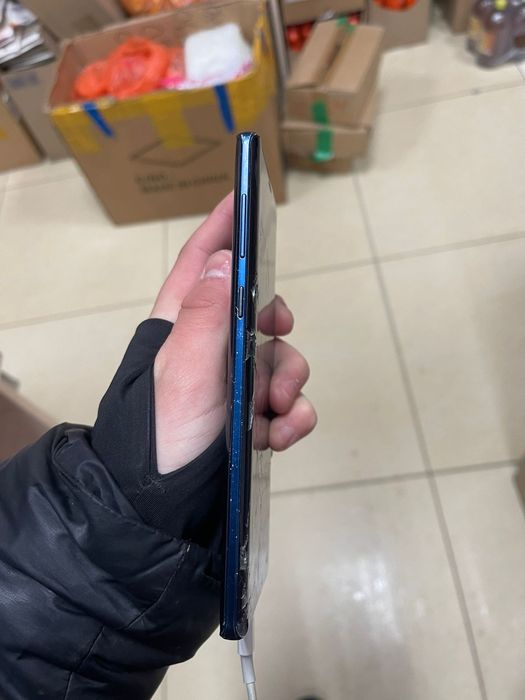 Продам самсунг ноут 9