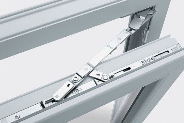 Ремонт окна и двери