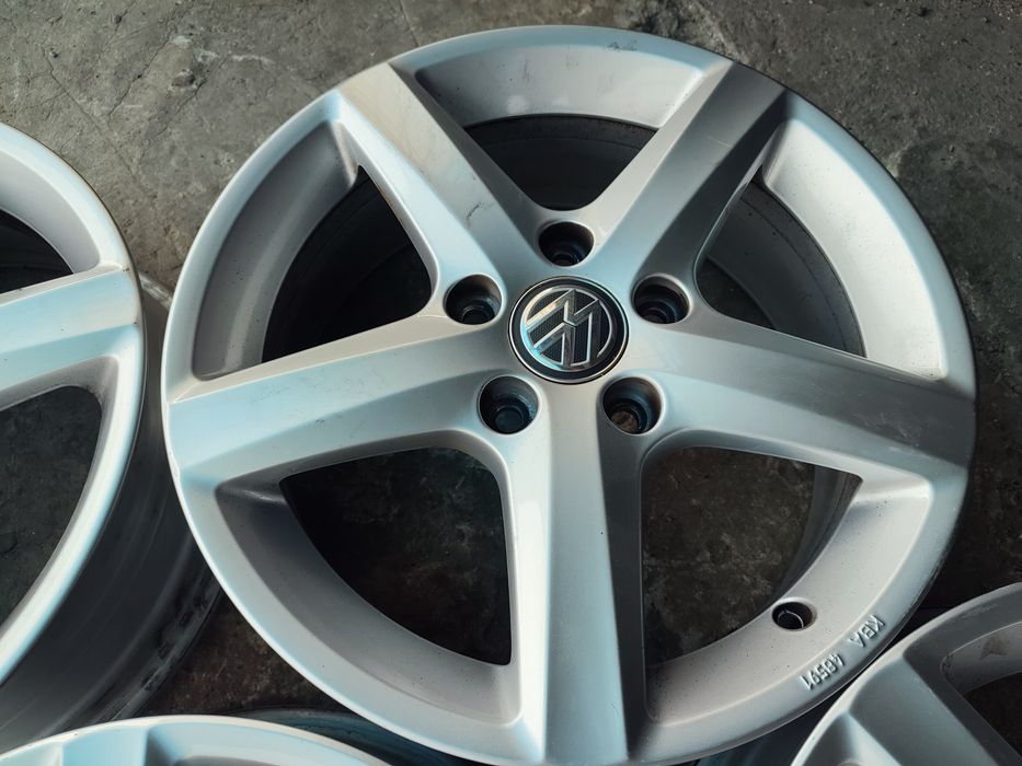 16" оригинални алуминиеви джанти за Vw Passat/Golf/Caddy...