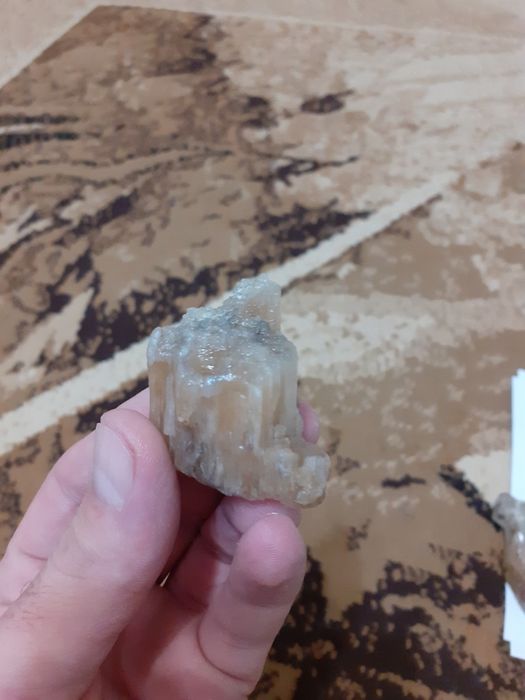 Продам камни красивые