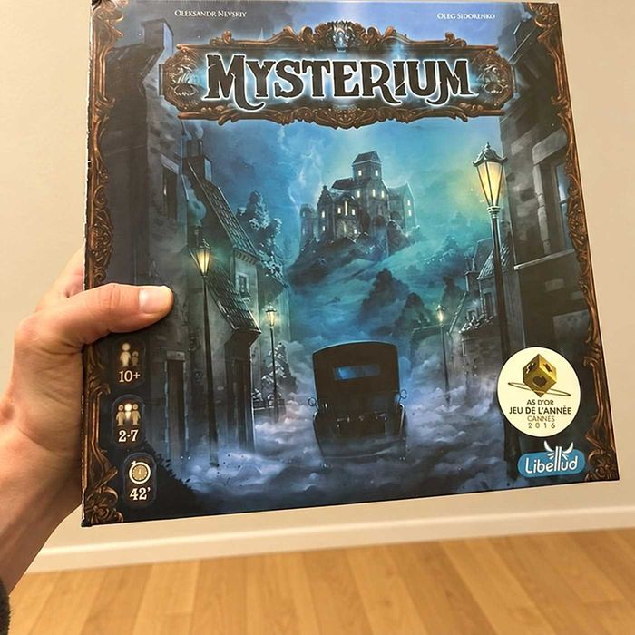 Настолна игра Mysterium — българско издание, като нова