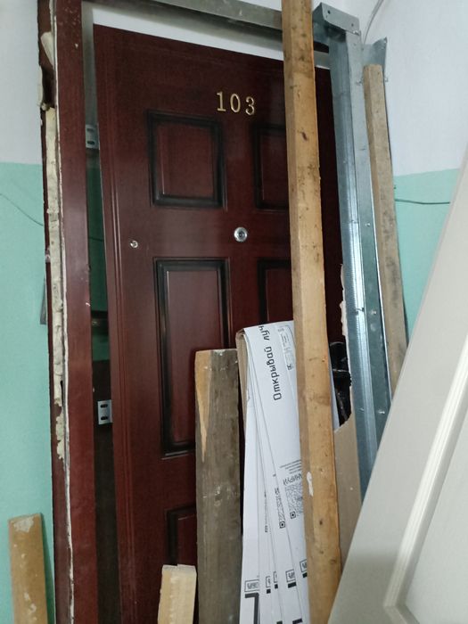 Продам раковину тюльпан