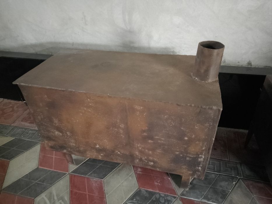 Katta O'tin pechka sotiladi