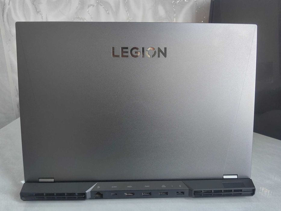 Lenovo Legion 5 pro RTX 3060\Ryzen 7 6800H\16GB\512\16 WQXGA 165 Гц