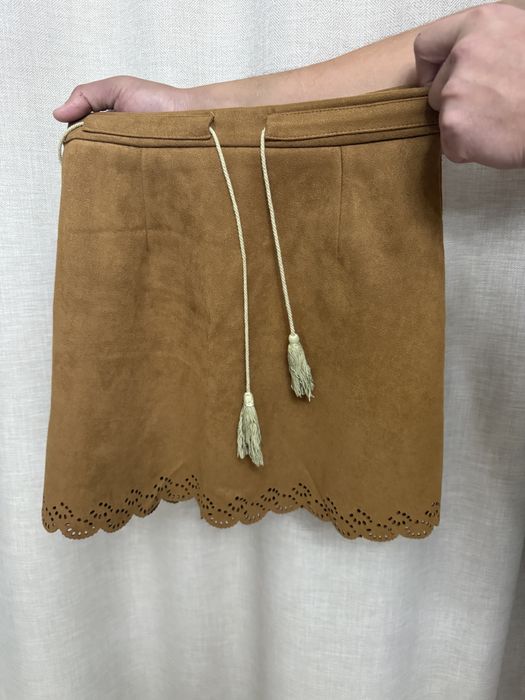 Продам юбки, в хорошем качестве по 2000 тг .