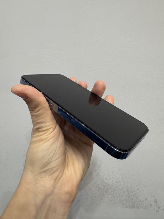 Продам Iphone 13 pro