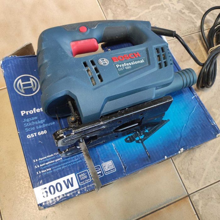 Прободен трион Bosch Profesional GST 680