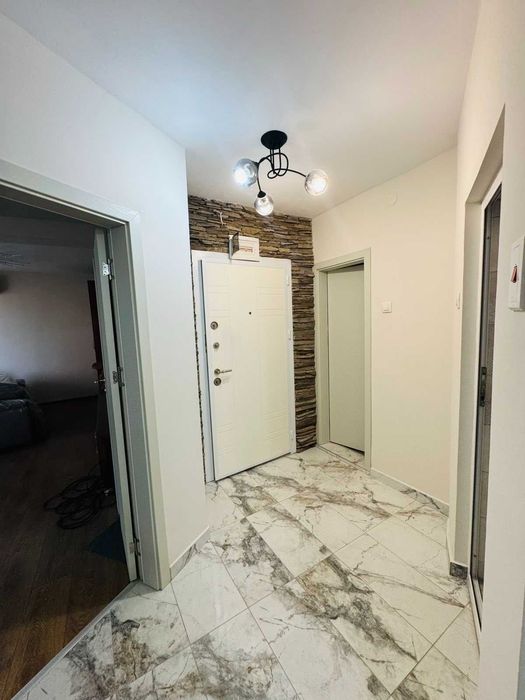 Продава се Тристаен апартамент в Бургас, Лазур - 120 кв.м за 2334 €/кв.м - Снимка #7