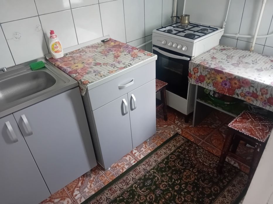 Garsoniera mare 34mp Darmanesti etaj 3 renovata centrala balcon