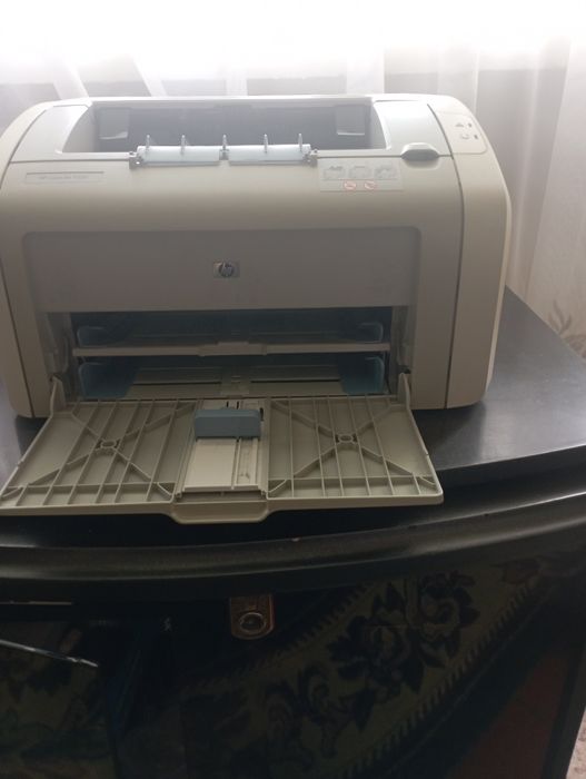 HP 1020 принтер в отличном сотоянии