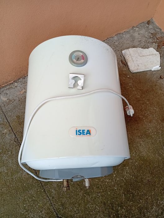 Boiler electric apă caldă 50 litri