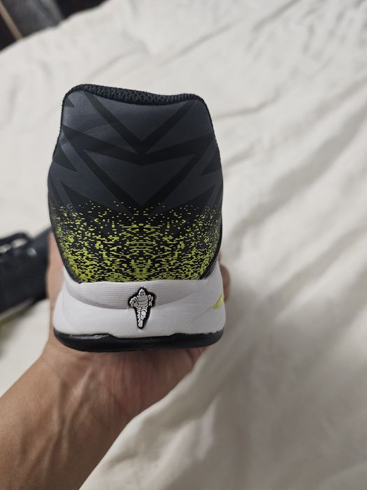 Кроссовки Babolat  для тенниса, 38.5