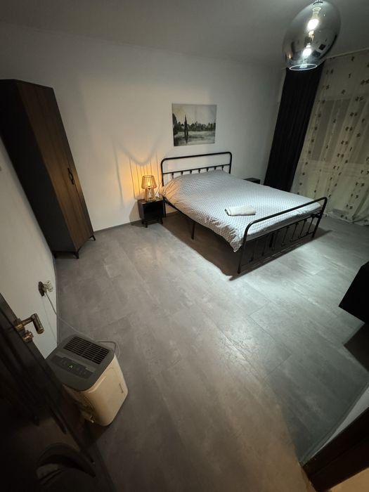 Apartament cu 2 camere Decomandat