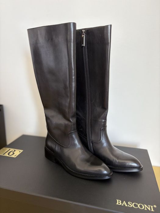 Продаю женские жокейские сапоги