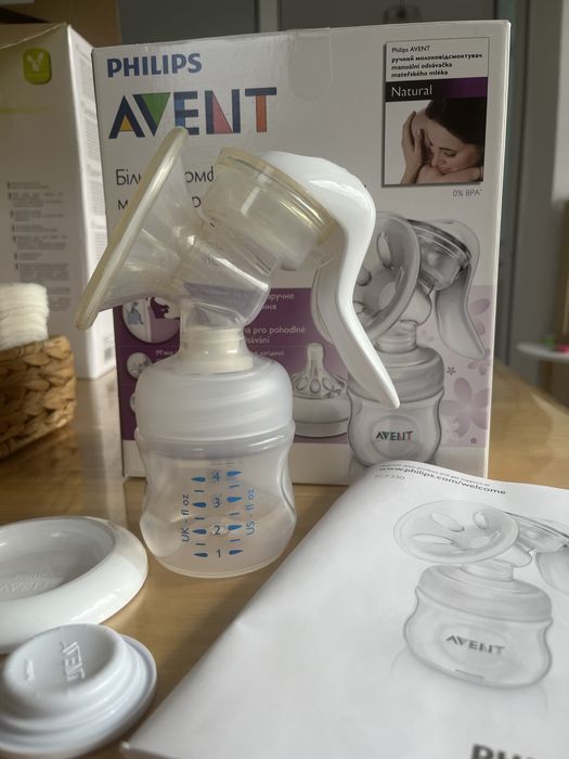 Ръчна помпа за кърма Philips Avent Natural + пликчета Lansinoh