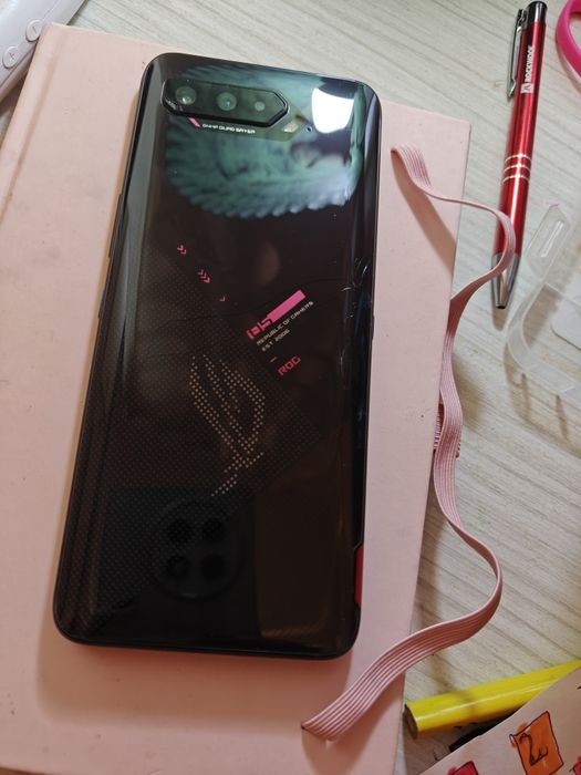 Asus Rog phone 5s
