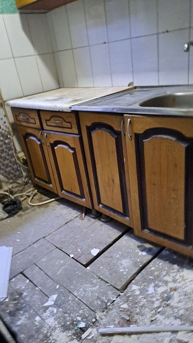 Кухня набори сотилади