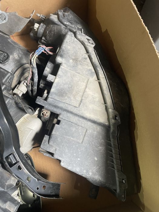 Фары subaru outback 2005 Американец