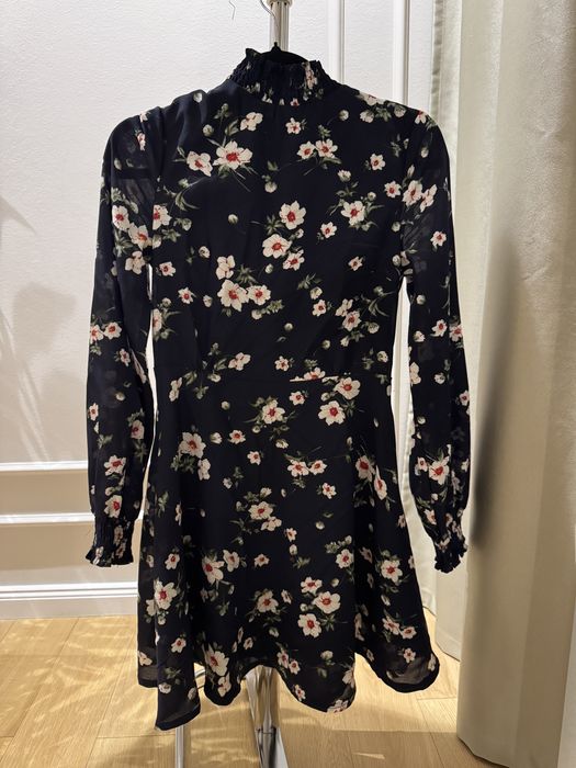Rochie cambrata  de primavara Answer