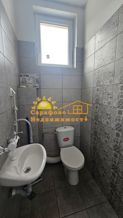 Дава се под наем Офис в Бургас, Сарафово - 21 кв.м за 398.82 € - Снимка #2